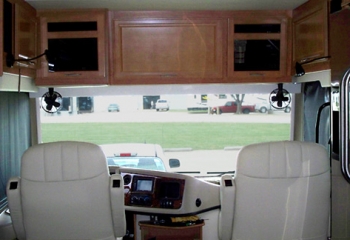 2010 Discovery Cockpit Day Shade